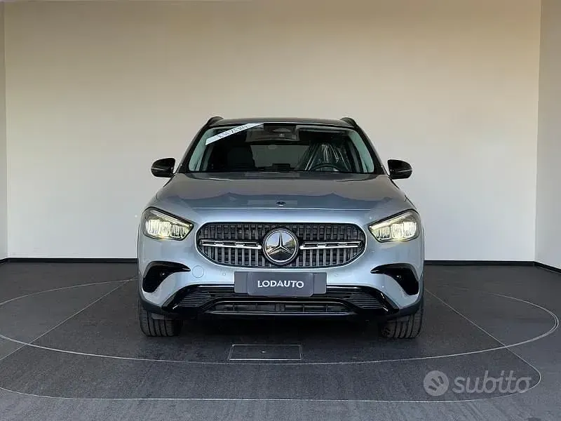 Nuova Mercedes GLA200 AMG line 150 CV (110 kW) 2026 Grigio SUV