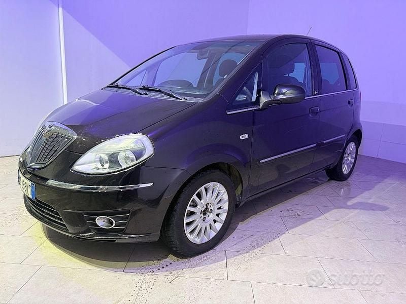 Usata Lancia Musa 95 CV (69 kW) 2012 Nero Monovolume