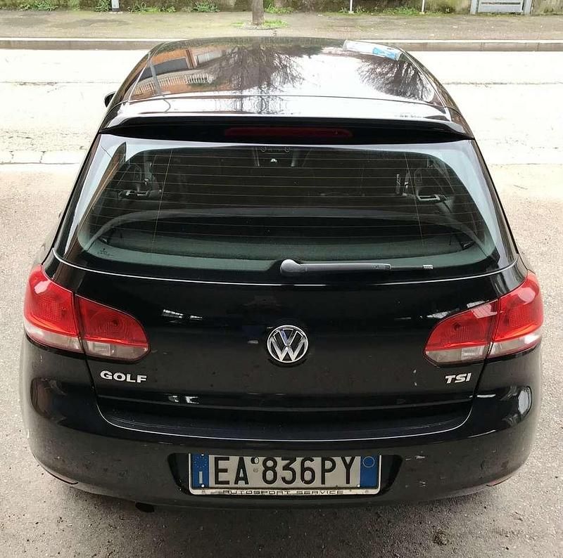 Usata VW Golf VI 105 CV (77 kW) 2010 Nero Utilitaria