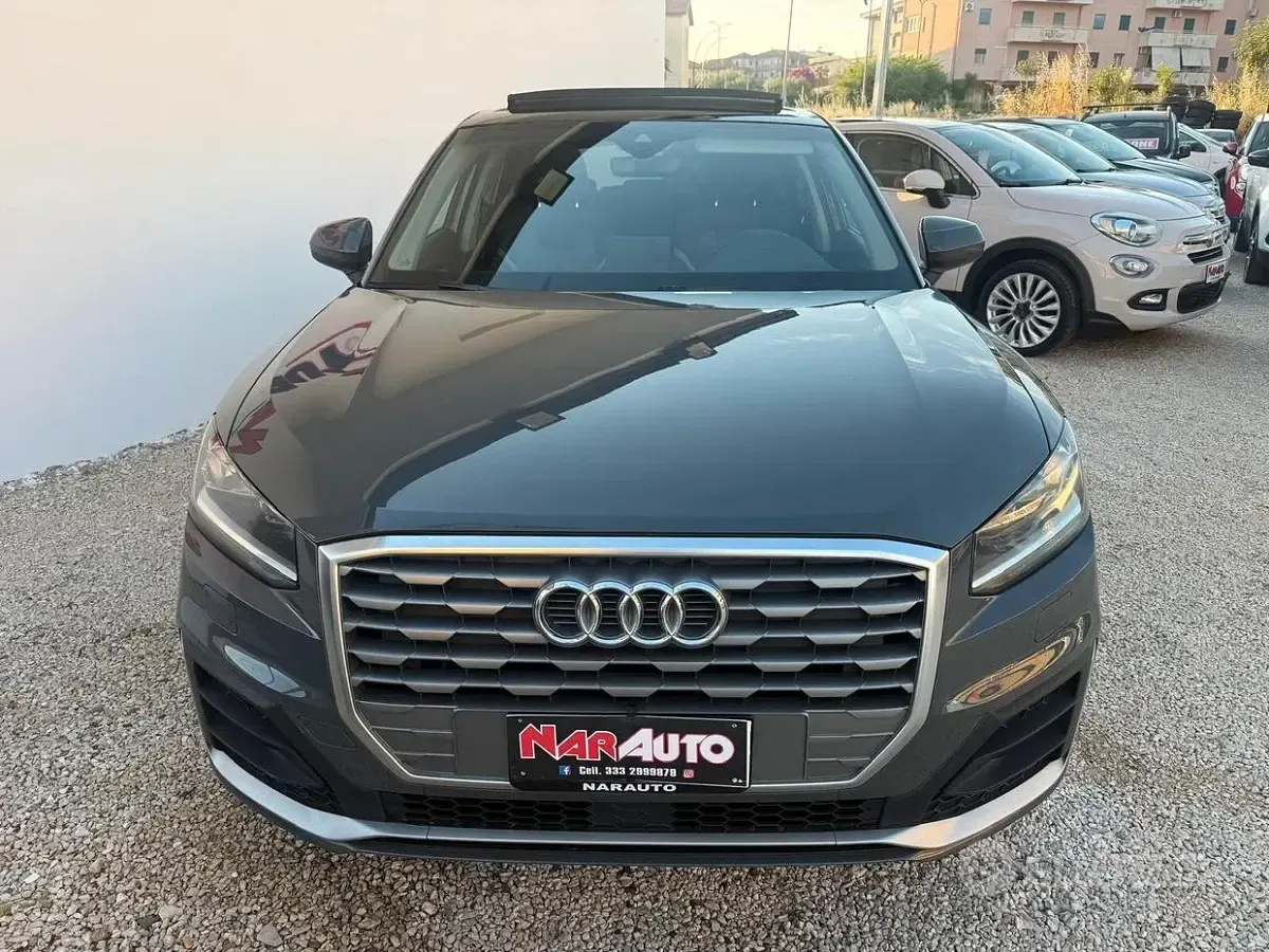 Usata Audi Q2 S-Line 116 CV (85 kW) 2016 Grigio SUV