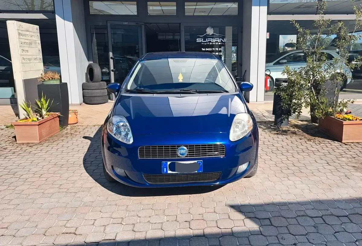 Usata Fiat Grande Punto Dynamic 75 CV (55 kW) 2007 Utilitaria