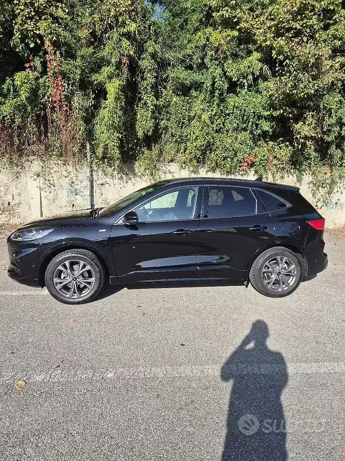 Usata Ford Kuga Titanium X 150 CV (110 kW) 2020 Nero SUV