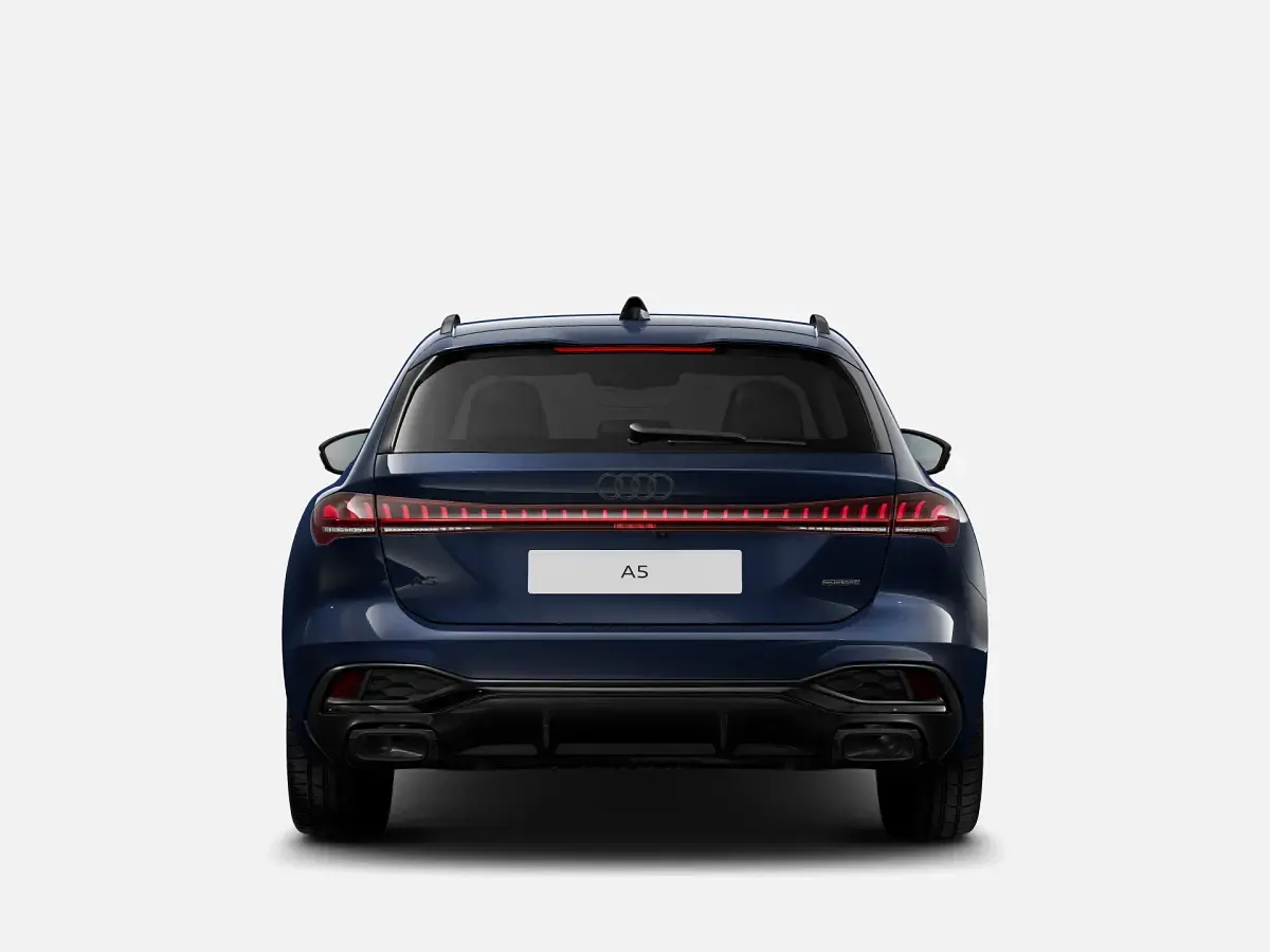 Nuova Audi A5 S-Line 367 CV (269 kW) 2026 Blu firmamento metallizzato Station wagon