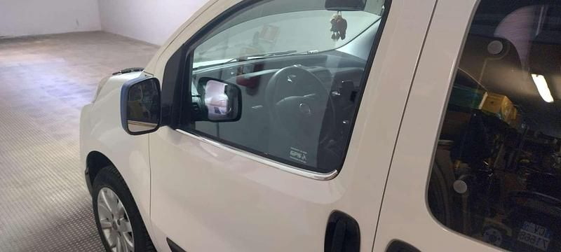 Usata Fiat Qubo Dynamic 77 CV (56 kW) 2014 Bianco Monovolume