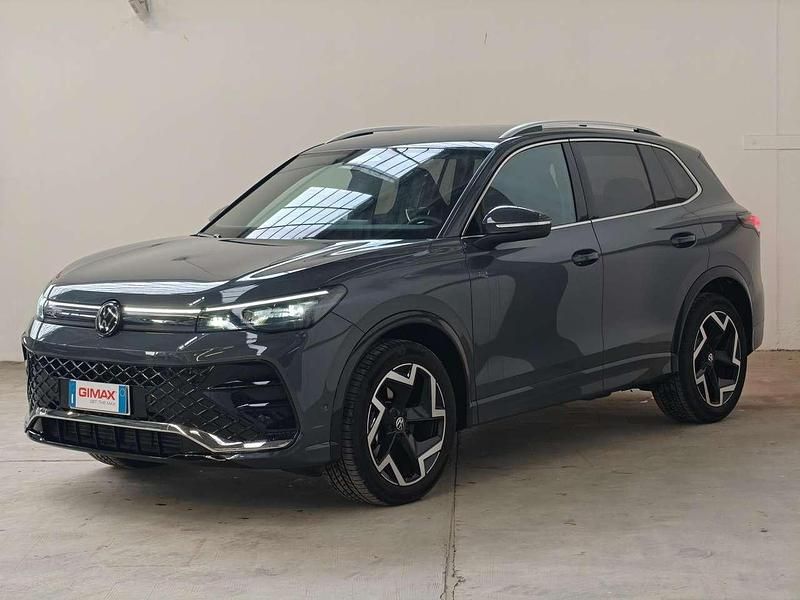 Usata VW Tiguan R-line 150 CV (110 kW) 2025 Dolphin grey metallizzato SUV