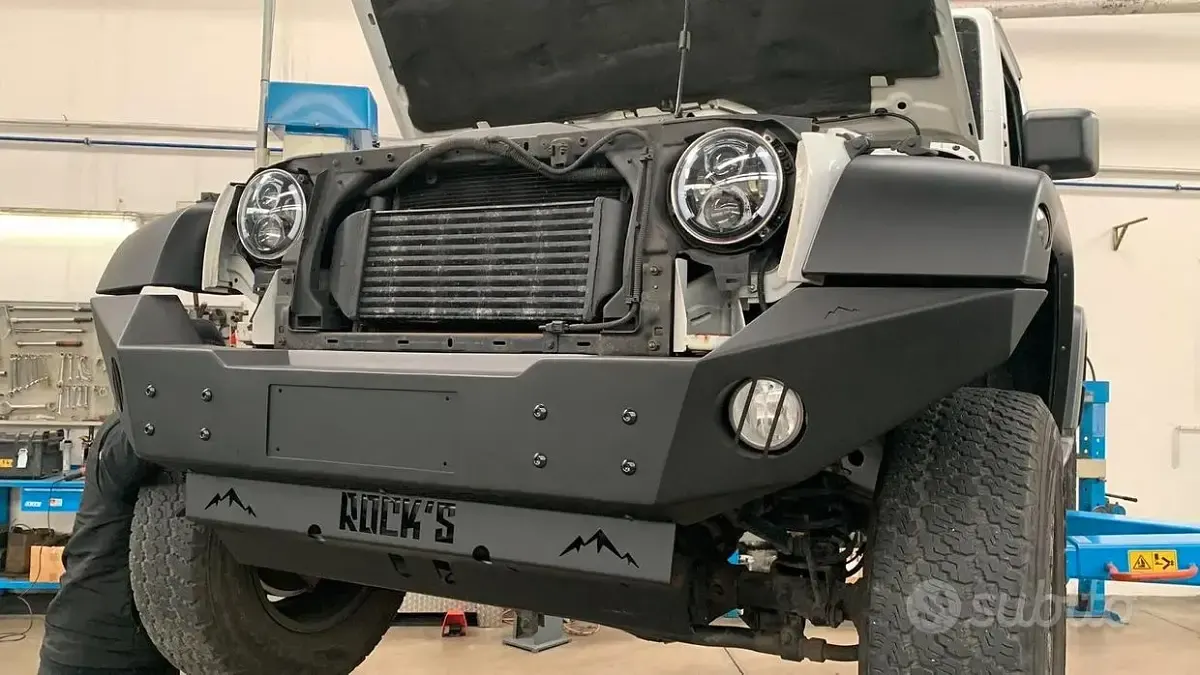 Usata Jeep Wrangler 200 CV (147 kW) 2012 Bianco SUV