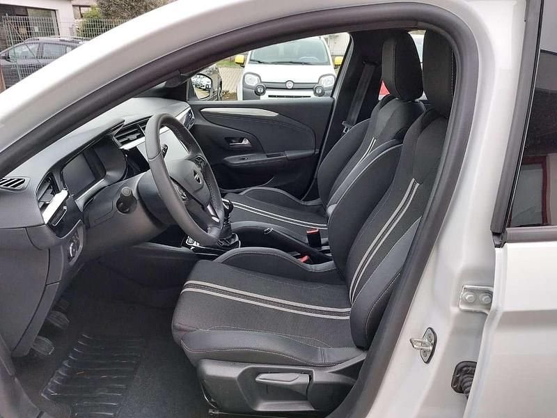 Usata Opel Corsa 101 CV (74 kW) 2025 Bianco Berlina