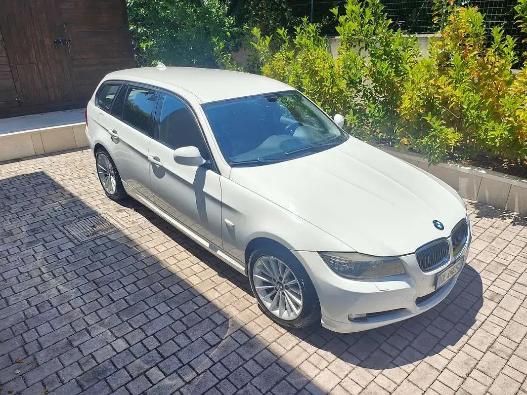 Usata BMW 330 245 CV (180 kW) 2008 Bianco Station wagon