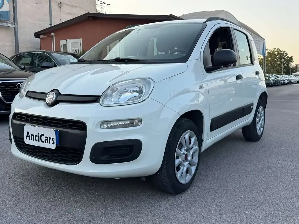 Usata Fiat Panda Easy 80 CV (58 kW) 2014 Bianco Utilitaria