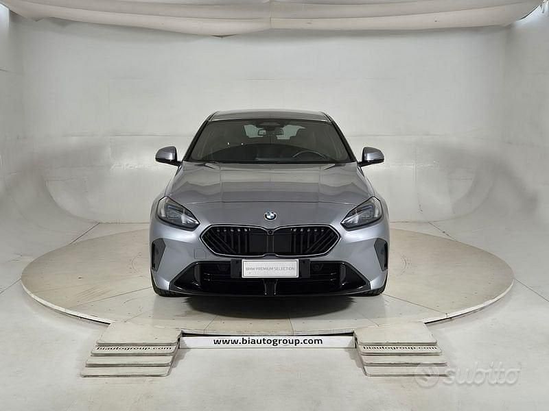 Usata BMW 118 M Sport 150 CV (110 kW) 2025 Grigio Utilitaria