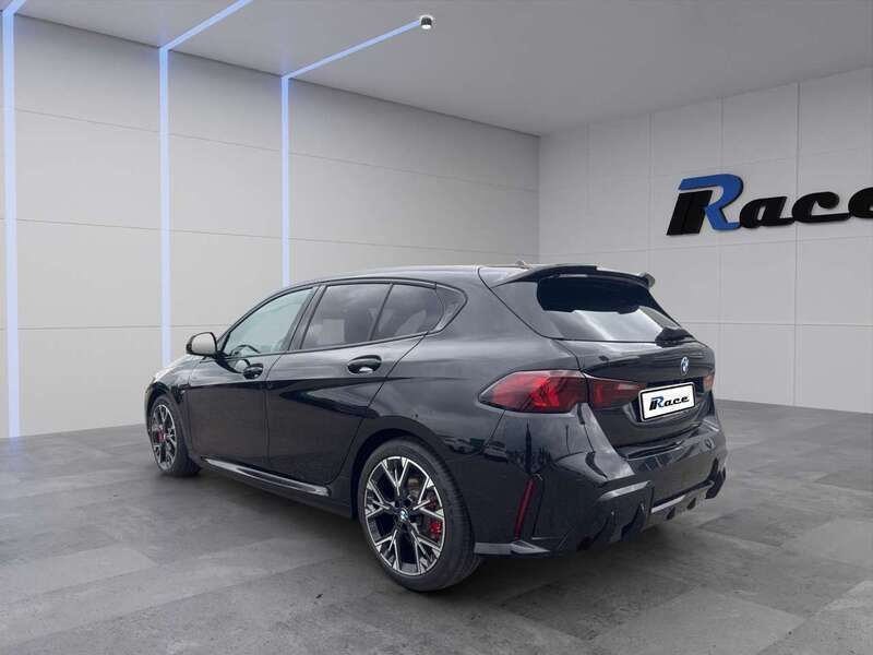 Usata BMW 120 M Sport 170 CV (125 kW) 2025 Nero Utilitaria