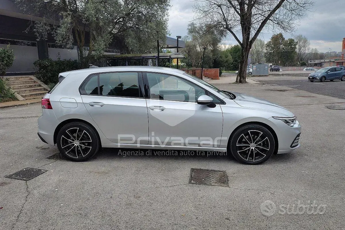 Usata VW Golf VII Life 116 CV (85 kW) 2021 Grigio Utilitaria