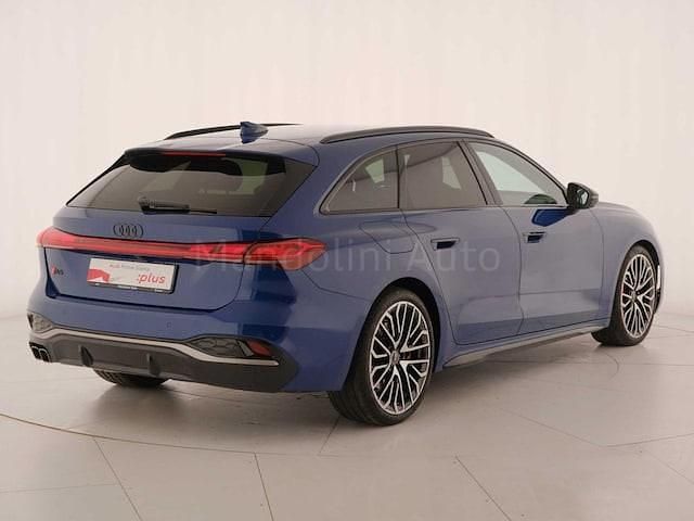 Usata Audi A5 Sportback Edition .1 204 CV (150 kW) 2025 Blu ascari metallizzato Utilitaria
