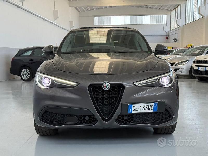 Usata Alfa Romeo Stelvio Veloce 210 CV (154 kW) 2020 Grigio SUV
