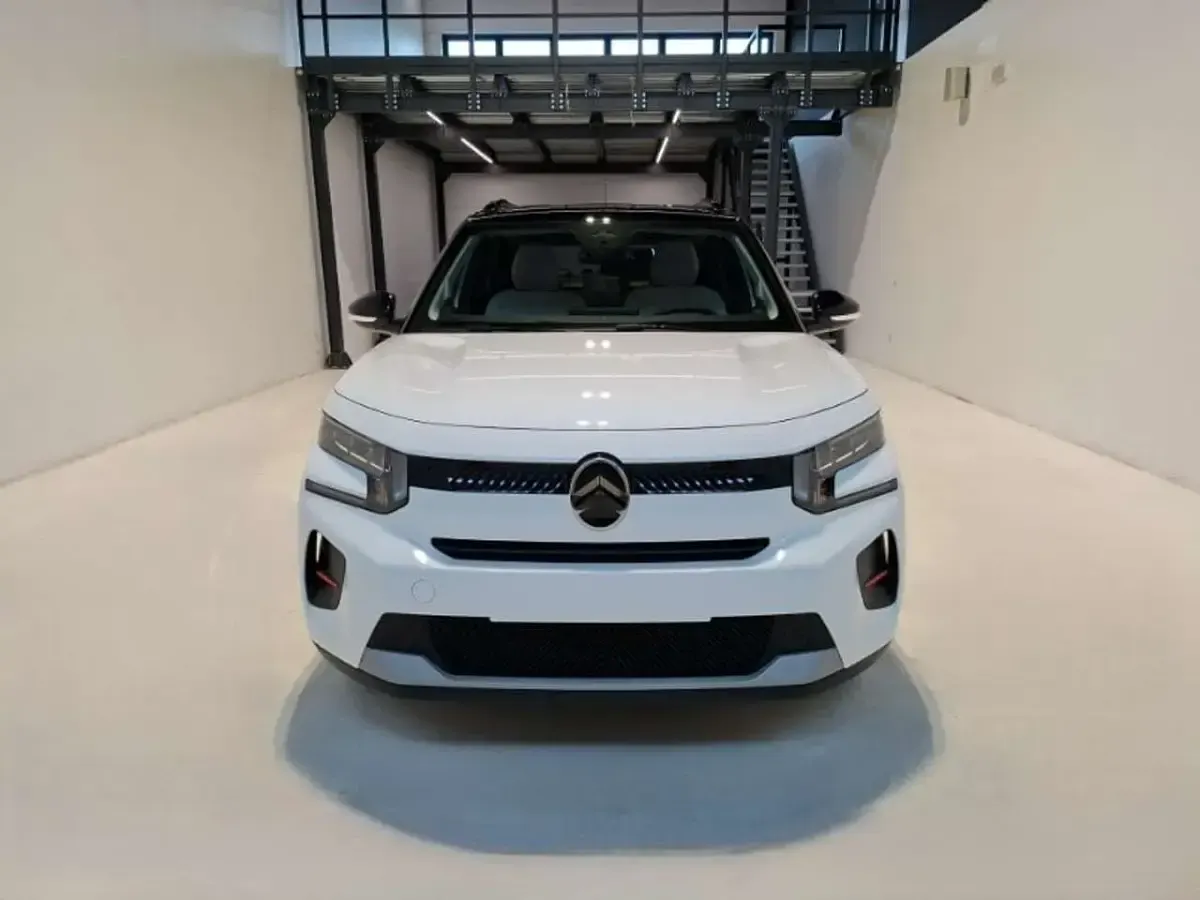 Nuova Citroën C3 PureTech 101 CV (74 kW) 2025 Bianco SUV