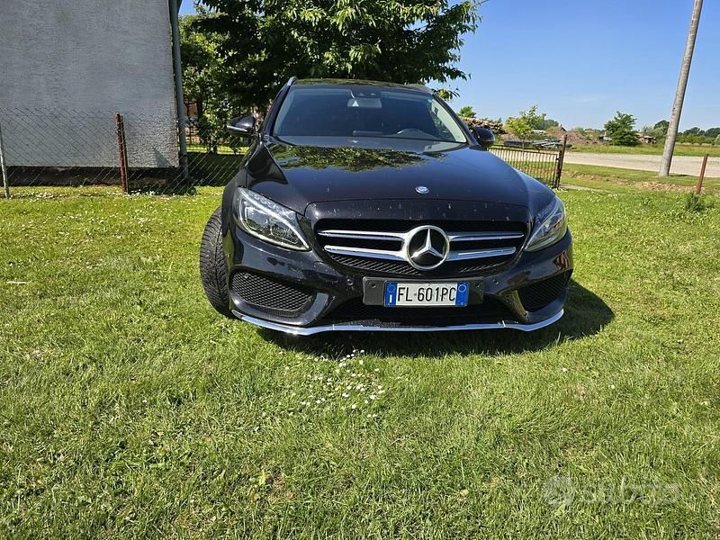 Usata Mercedes C200 136 CV (100 kW) 2016 Nero Berlina