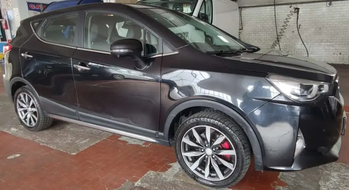 Gebraucht DR DR4 114 PS (83 kW) 2019 Schwarz SUV