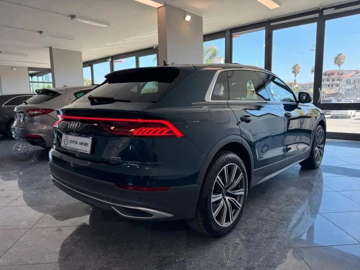 Usata Audi Q8 S-Line 286 CV (210 kW) 2021 Giallo SUV