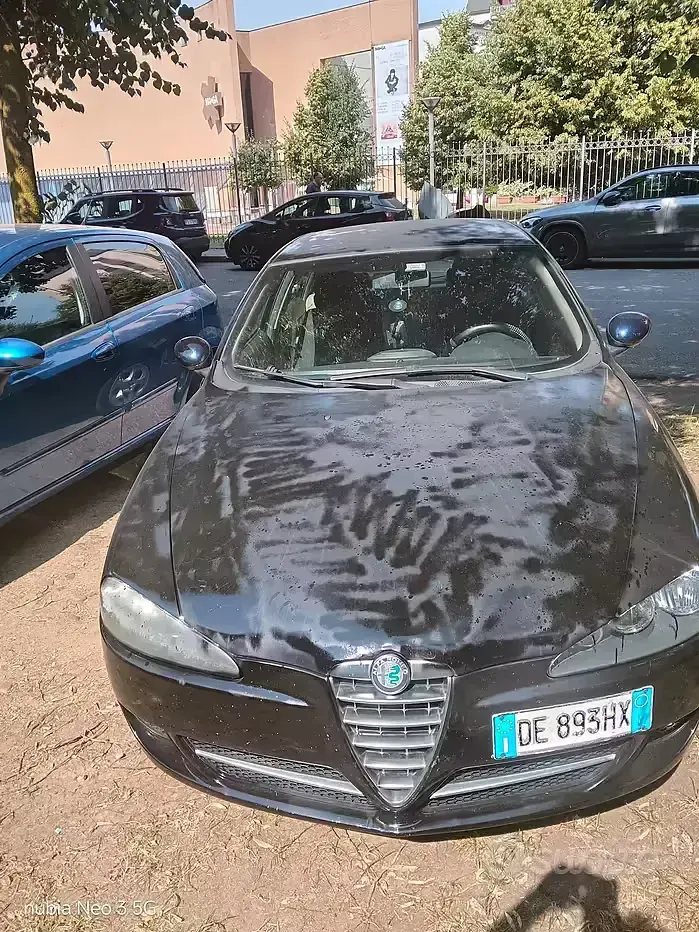 Usata Alfa Romeo 147 120 CV (88 kW) 2007 Nero Utilitaria