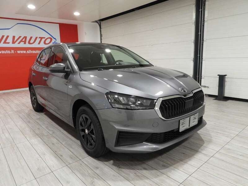 Usata Skoda Fabia Selection 80 CV (58 kW) 2023 Blu/azzurro Utilitaria