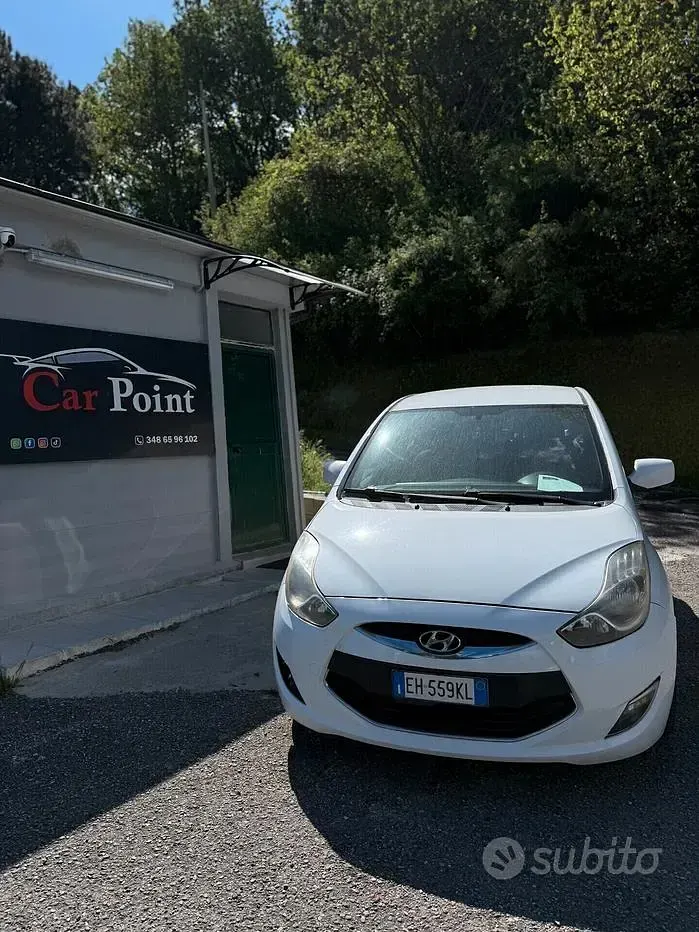 Usata Hyundai ix20 Comfort 90 CV (66 kW) 2010 Bianco Utilitaria