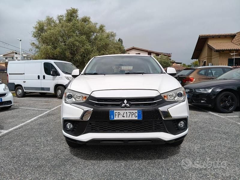 Usata Mitsubishi ASX Instyle 117 CV (86 kW) 2018 Bianco SUV