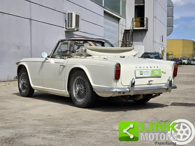 Usata Triumph TR4 103 CV (75 kW) 1965 Bianco Cabrio