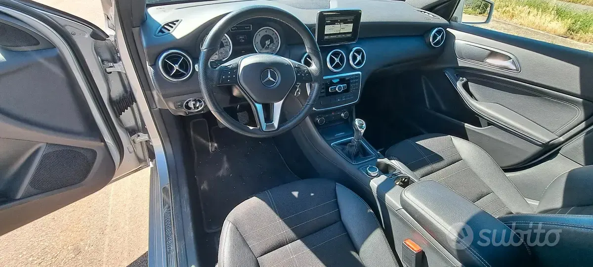 Usata Mercedes 180 109 CV (80 kW) 2014 Grigio Berlina