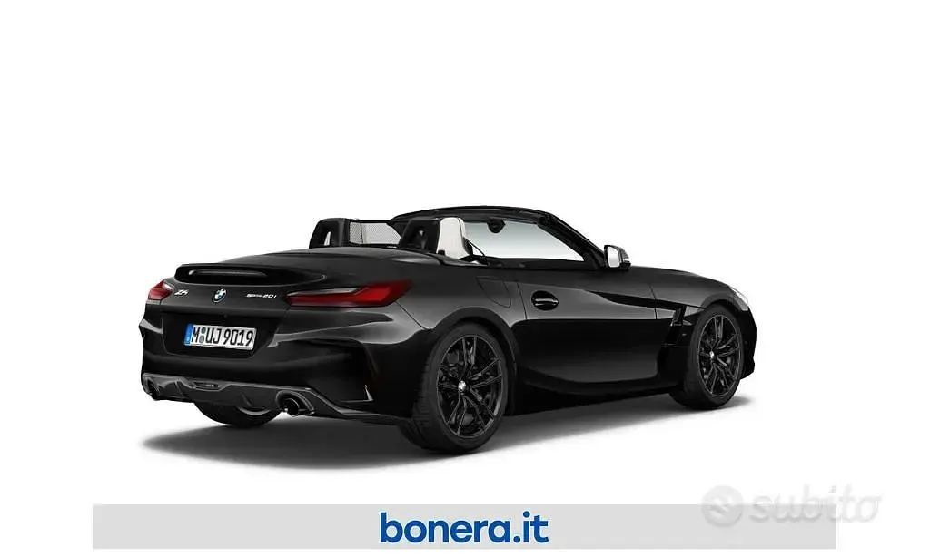 Nuova BMW Z4 M Sport 197 CV (144 kW) 2026 Saphirschwarz metallizzato Cabrio