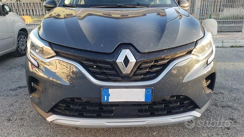Blu Usata 2023 Renault Captur Equilibre SUV | 16.200 € (Ottimo prezzo) - Immagine 1/4