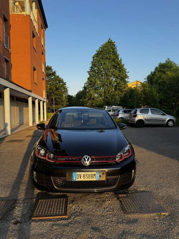 Usata 2009 VW Golf VI GTI Due volumi | 11.500 € (Cara) - Immagine 1/4