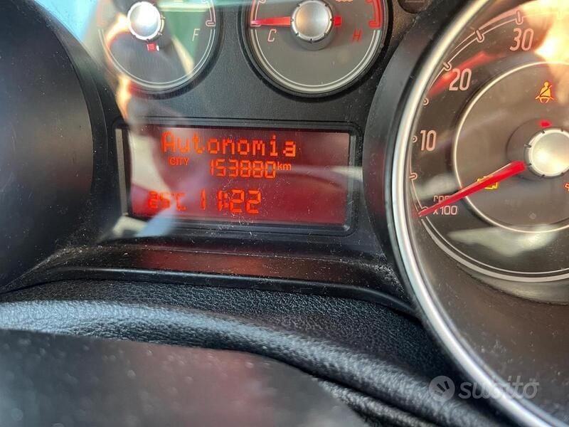 Usata Fiat Punto Street 69 CV (50 kW) 2014 Grigio Utilitaria