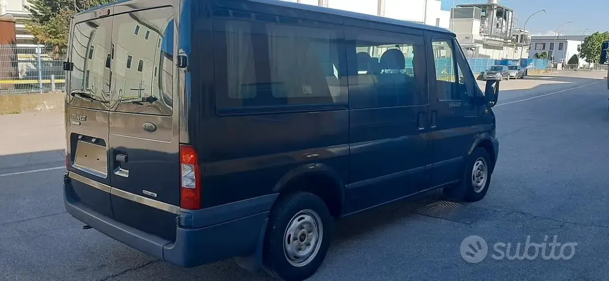 Usata Ford Transit 300S 116 CV (85 kW) 2008 Nero Monovolume