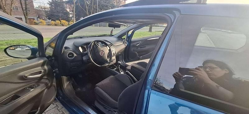Usata Fiat Punto Active 60 CV (44 kW) 2012 Utilitaria