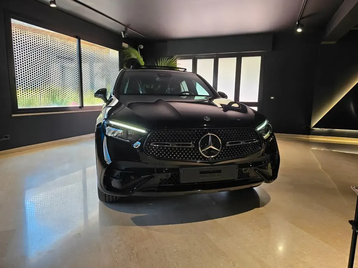 Usata Mercedes GLC220 AMG Line Premium 197 CV (144 kW) 2025 Nero SUV