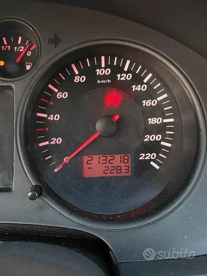 Usata Seat Ibiza 75 CV (55 kW) 2005 Grigio Utilitaria