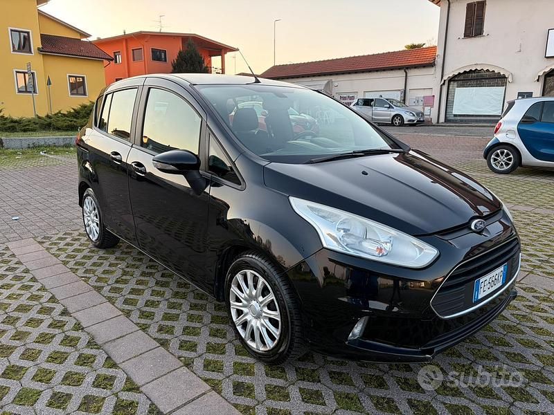 Usata Ford B-MAX 95 CV (69 kW) 2016 Nero Monovolume