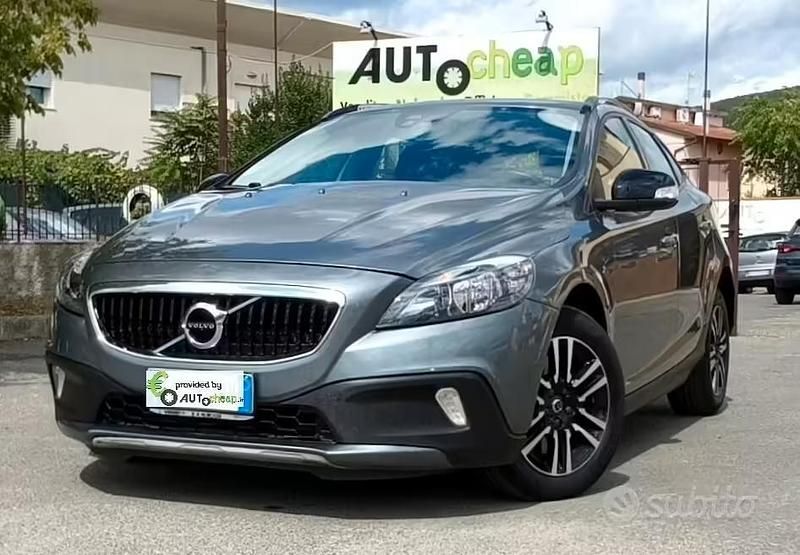 Usata Volvo V40 CC Business Edition 120 CV (88 kW) 2018 Grigio Station wagon