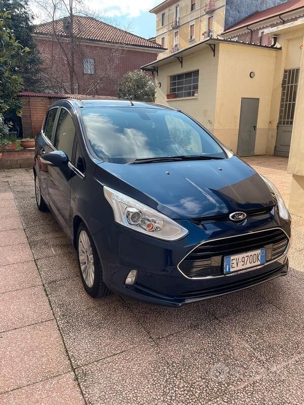 Blu Usata 2014 Ford B-MAX Titanium Monovolume | 7000 € (Buon prezzo) - Immagine 1/4