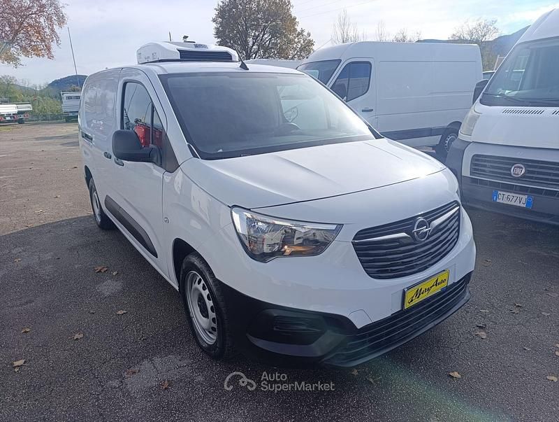 Bianco Usata 2024 Opel Combo Furgone | 19.500 € (Molto cara) - Immagine 1/4