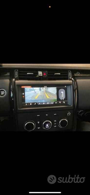 Usata Land Rover Discovery 5 241 CV (177 kW) 2019 Grigio SUV