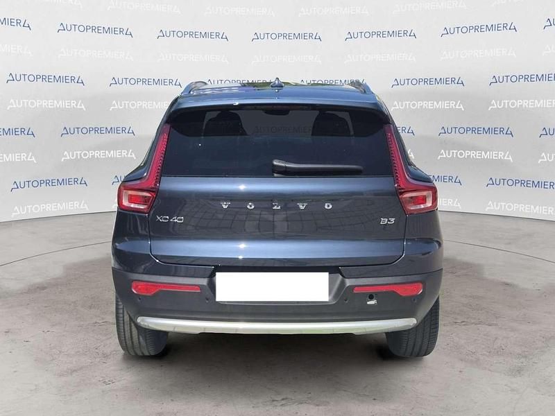 Nuova Volvo XC40 Core 163 CV (119 kW) 2026 Blu SUV