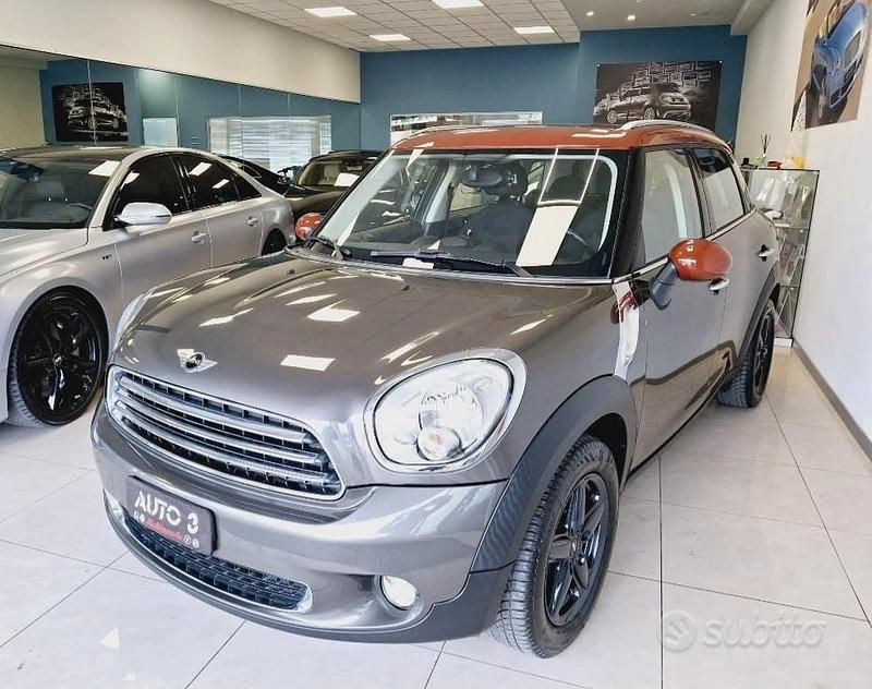 Grigio Usata 2012 Mini Countryman SUV | 10.500 € (Cara) - Immagine 1/4