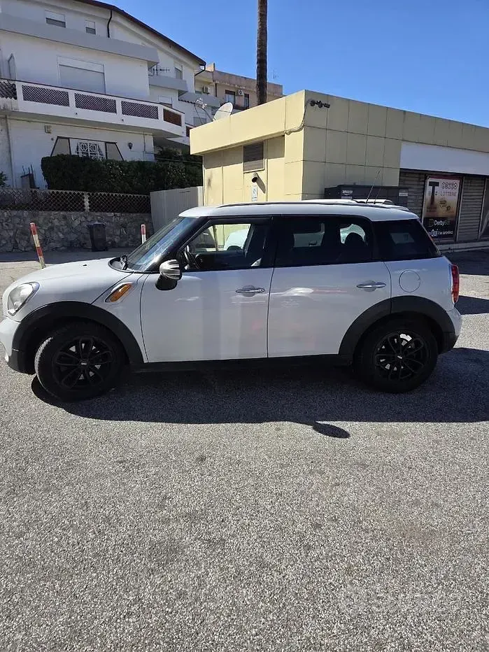 Usata Mini Countryman 111 CV (81 kW) 2011 Bianco SUV