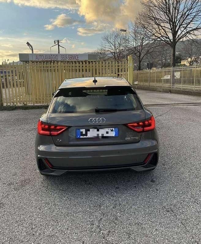 Usata Audi A1 Sportback Ambiente 110 CV (80 kW) 2021 Utilitaria