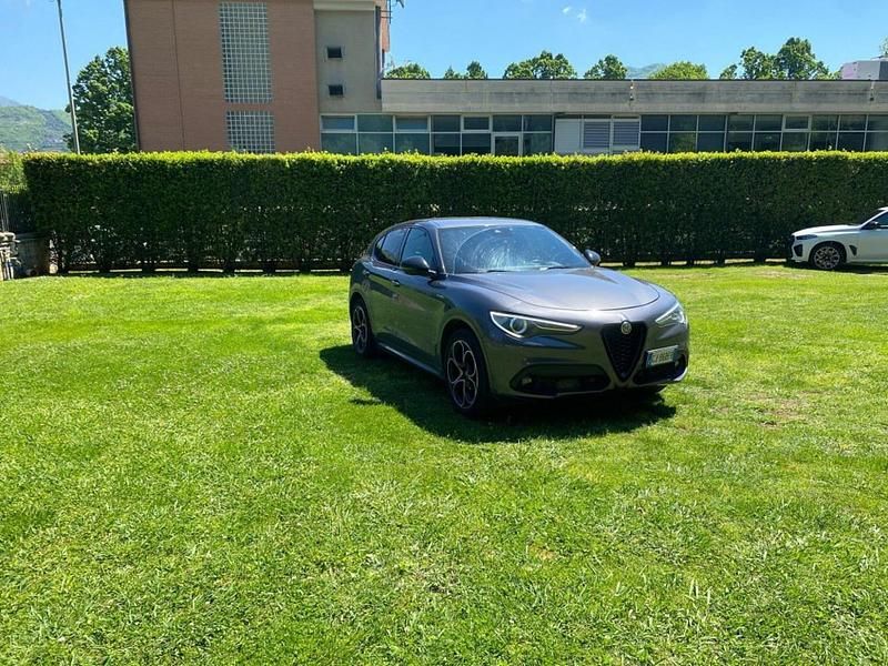 Usata Alfa Romeo Stelvio Veloce 209 CV (153 kW) 2022 Grigio SUV