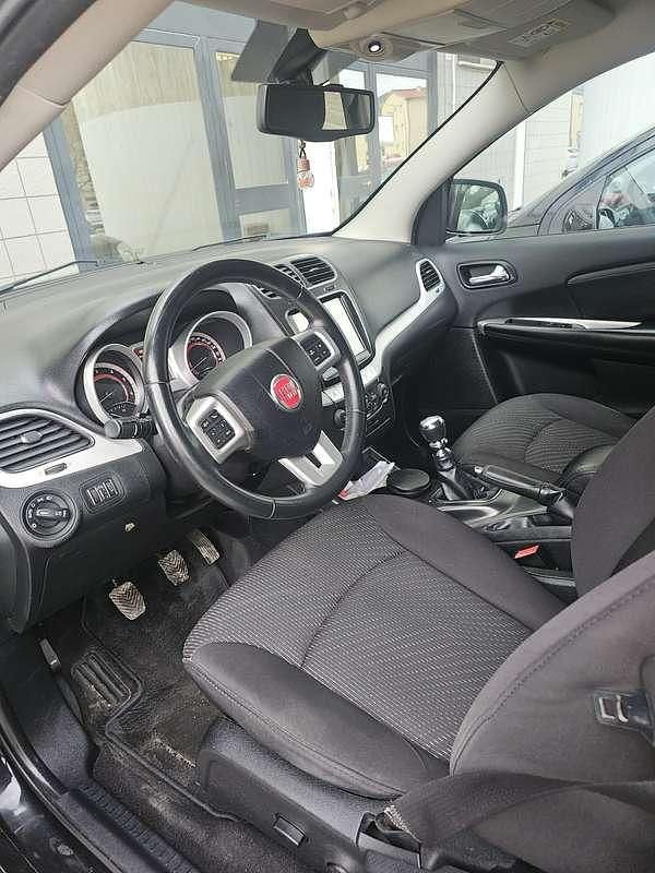 Usata Fiat Freemont Urban 170 CV (125 kW) 2014 Nero SUV