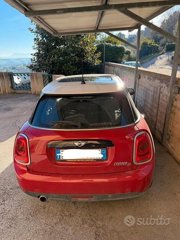 Usata Mini Cooper 2017 Rosso Utilitaria