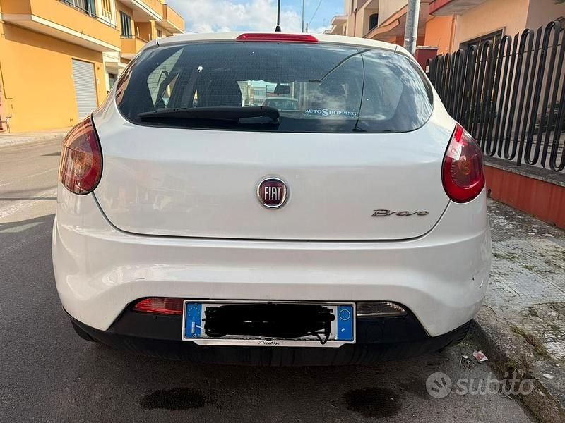 Usata Fiat Bravo 105 CV (77 kW) 2013 Utilitaria