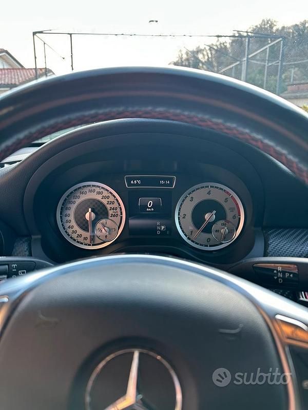 Usata Mercedes A200 Premium 136 CV (100 kW) 2014 Nero Berlina